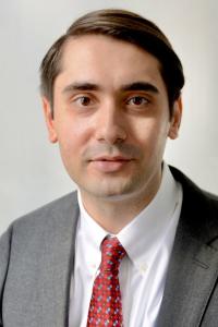 Daniel Talmasov, MD Profile Headshot
